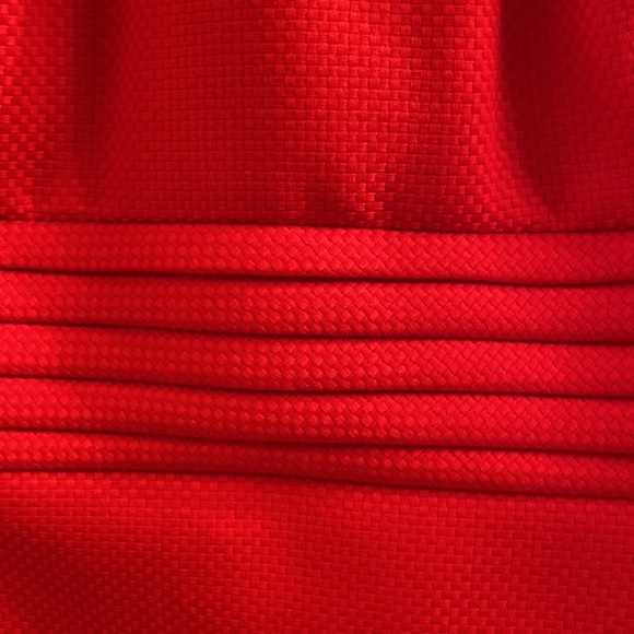 Tahari size 12 red fitted dress with front pleats and beautiful waist accent - Picture 5 of 5